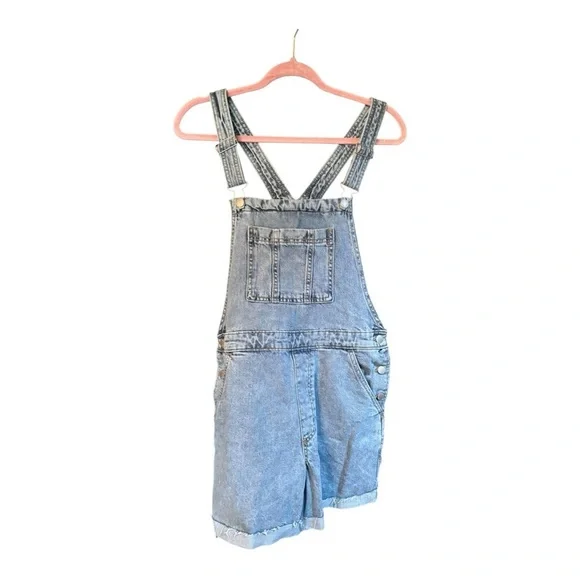 Universal Thread Blue Denim Overalls Size 8 - Picture 2 of 10